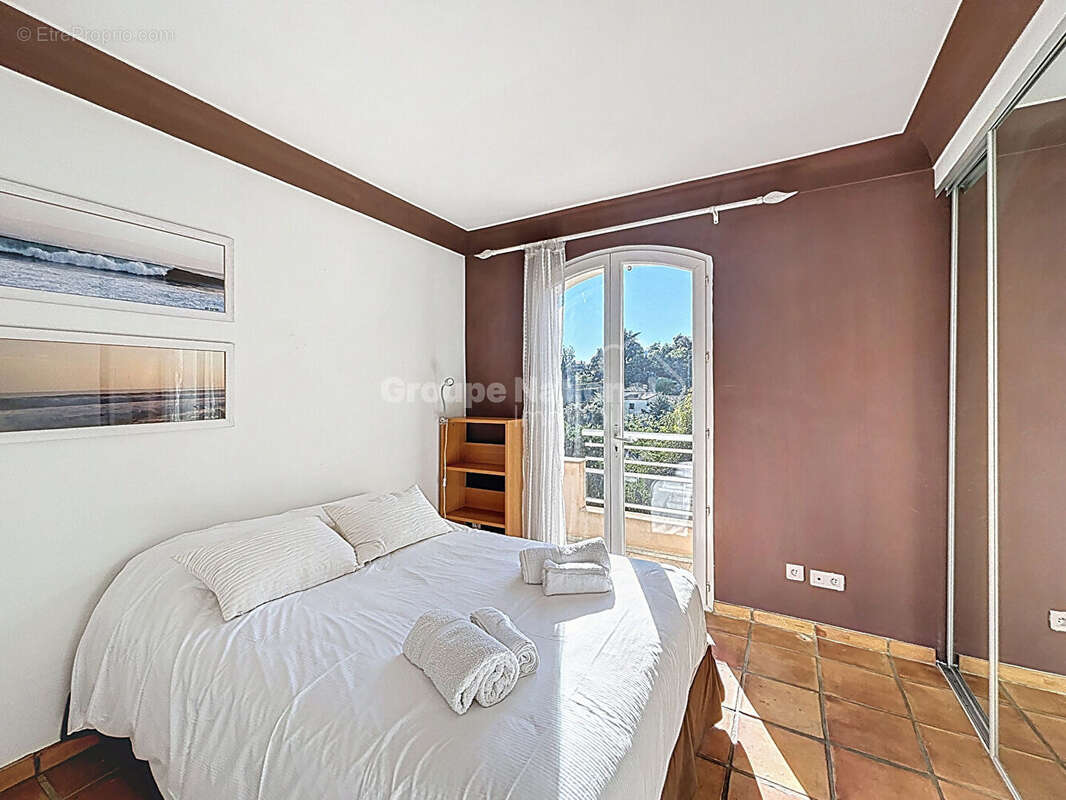 Maison à MANDELIEU-LA-NAPOULE