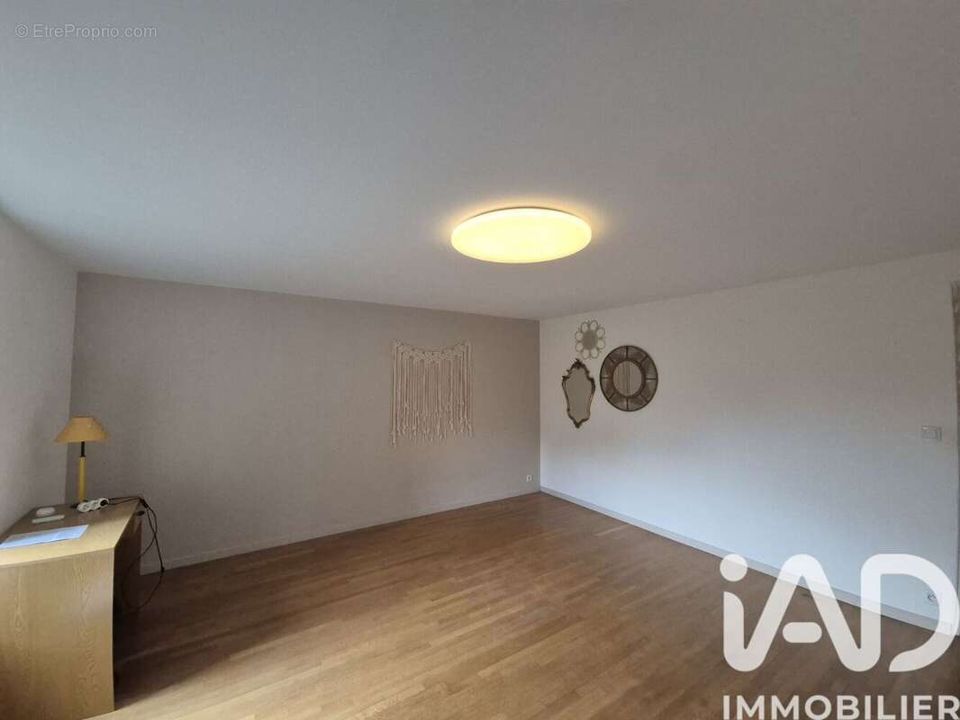 Photo 4 - Maison à VANNES-LE-CHATEL