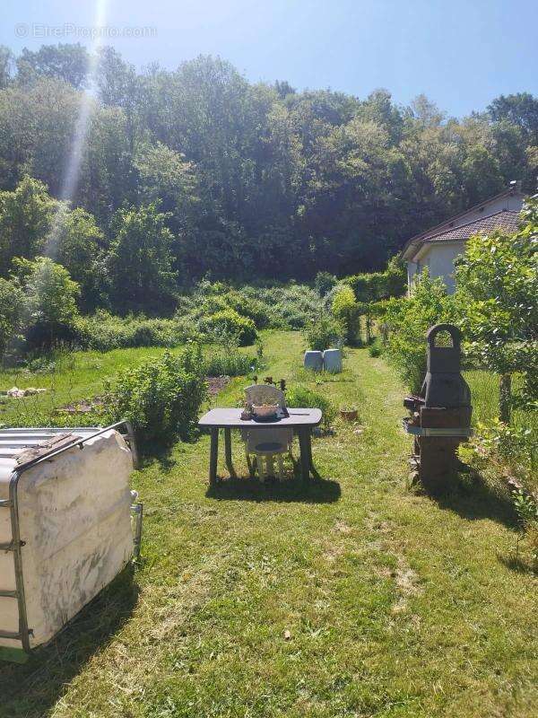 Maison à SAINT-DENIS-EN-BUGEY
