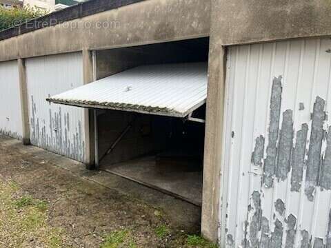 Garage extérieur - photo 2