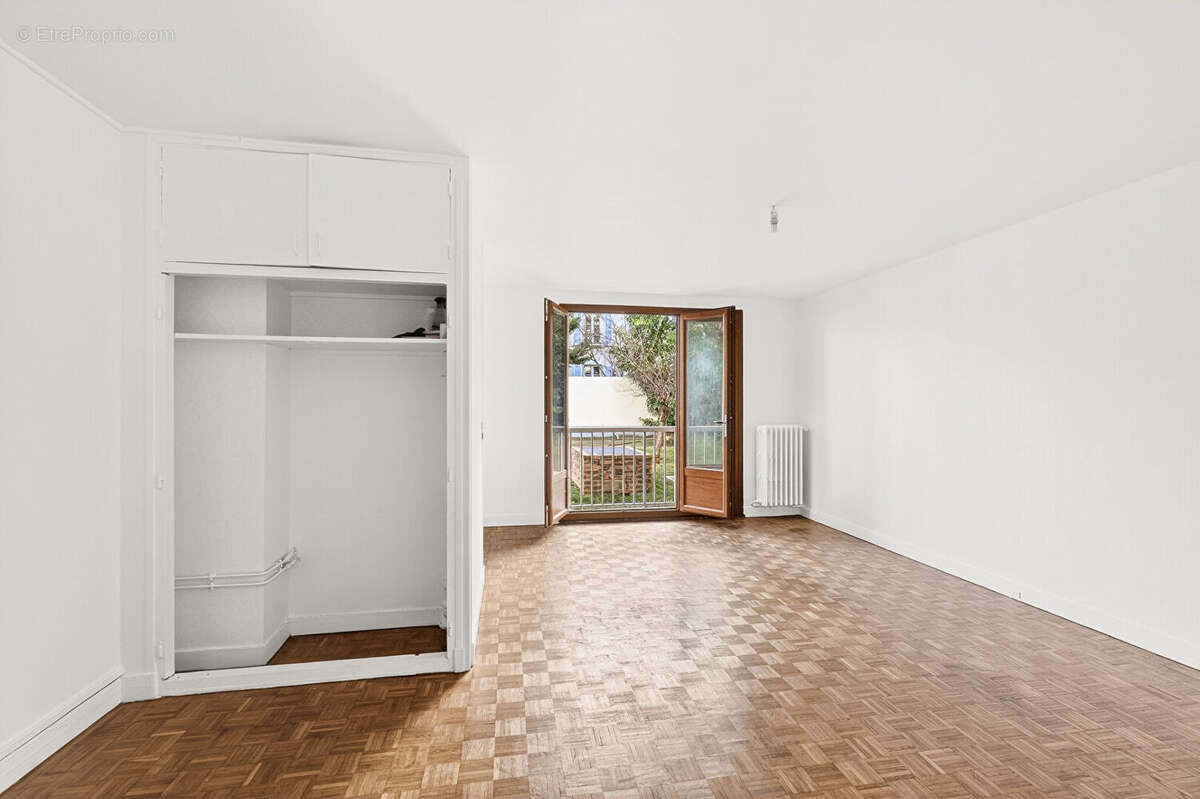 Appartement à NANTERRE