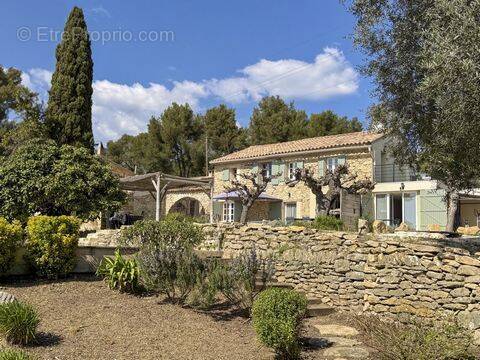Maison à LE CASTELLET