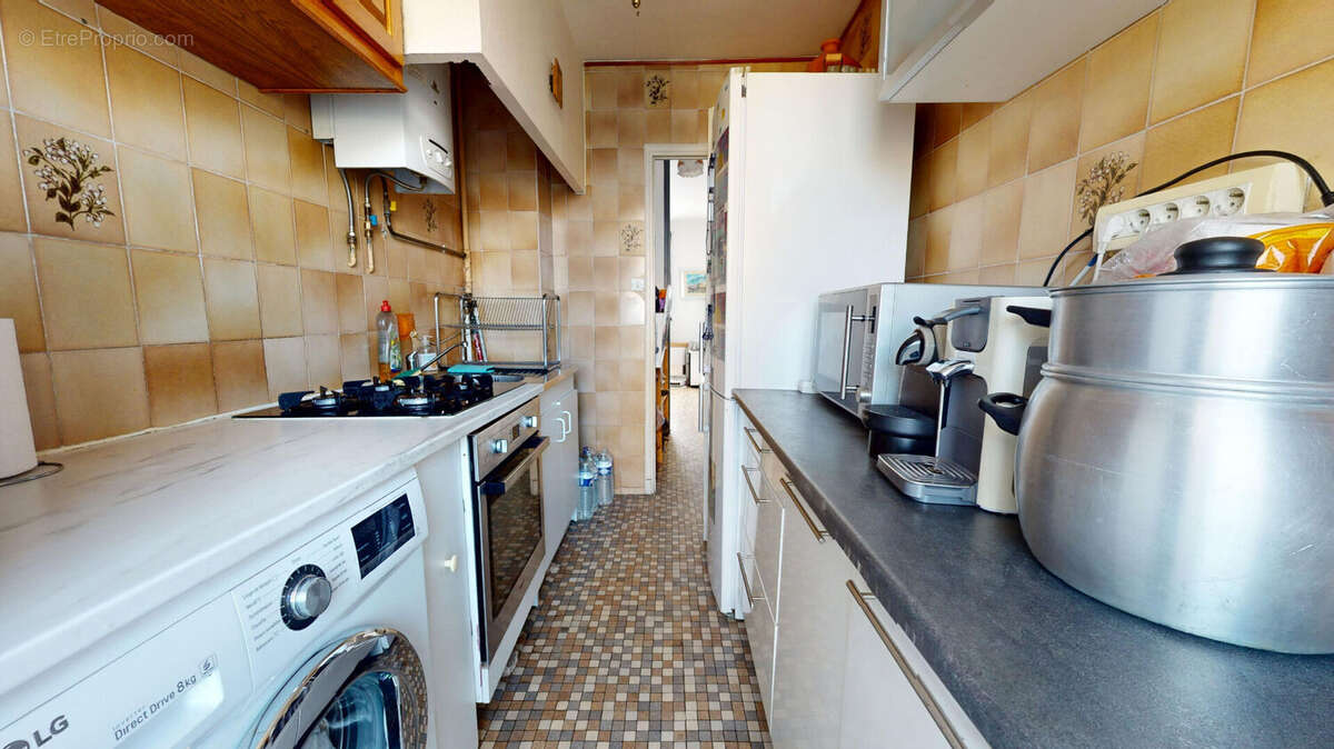 Appartement à MARSEILLE-15E