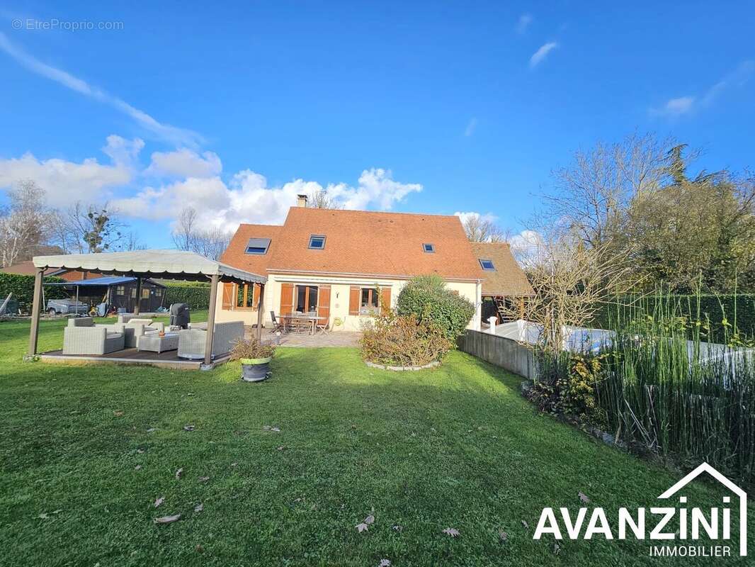 Maison à VILLIERS-SUR-MORIN