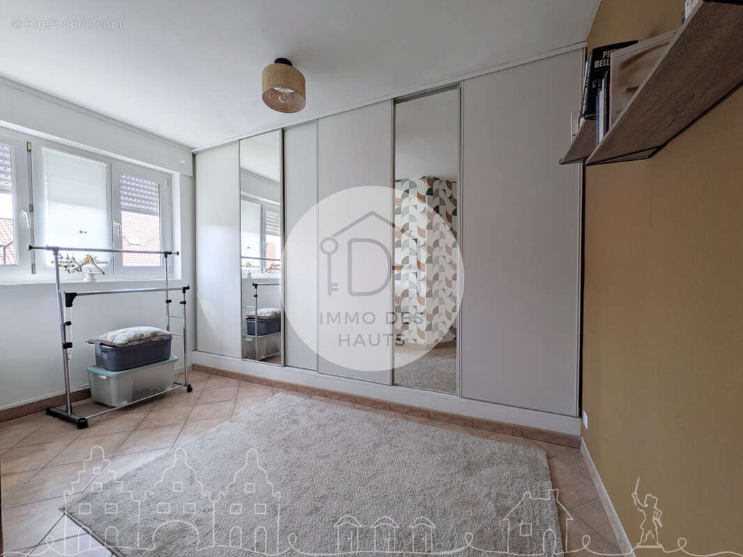 Maison familiale de 87 m2 en parfait état à Téteghem - photo 7