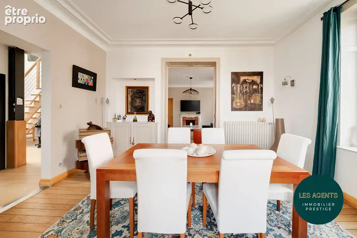 EPINAL centre ville - Duplex d'env. 162 m2 - 3 chambres - Terrasse - Parkings - photo 4