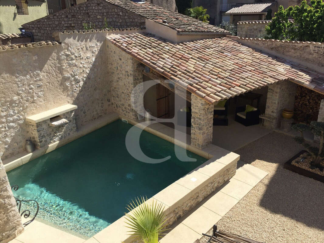 Maison à BUIS-LES-BARONNIES