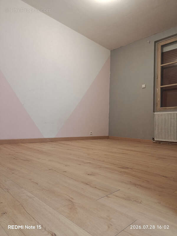 Pavillon sur sous-sol - 2 chambres - garage - terrain - photo 5