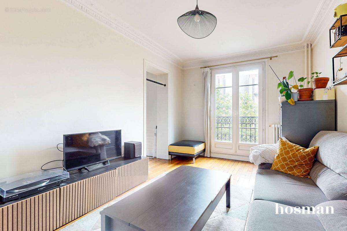 Appartement à PARIS-18E