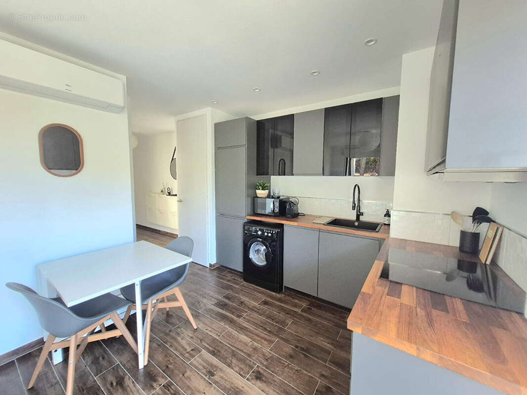 Appartement à CARRY-LE-ROUET