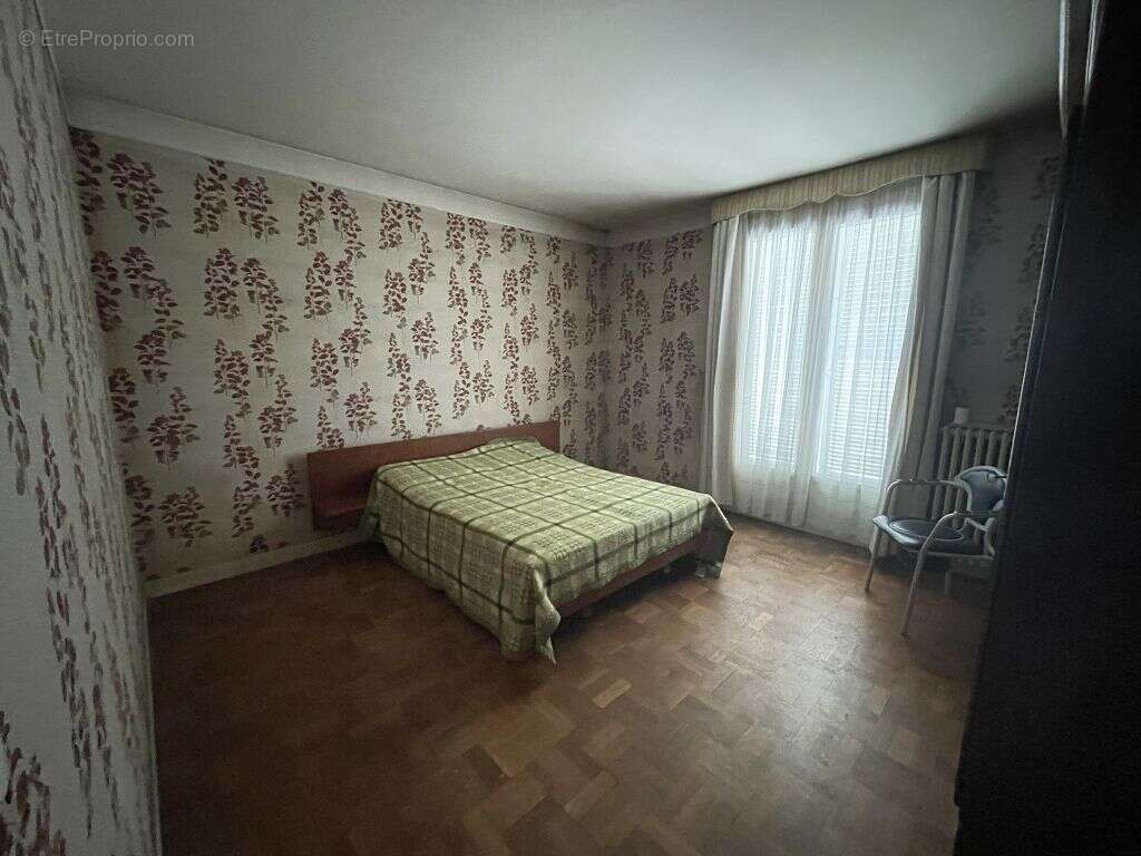 Maison - 288m ² - photo 6