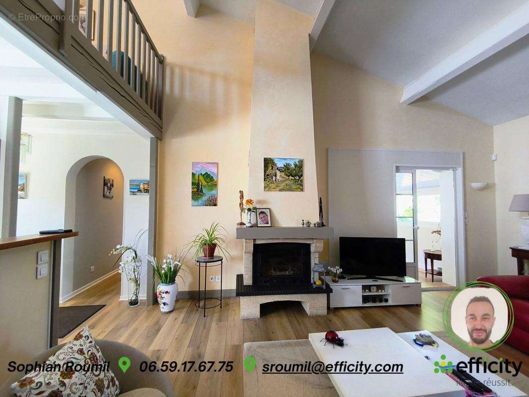 Maison 155 m² à Puymoyen  - photo 2