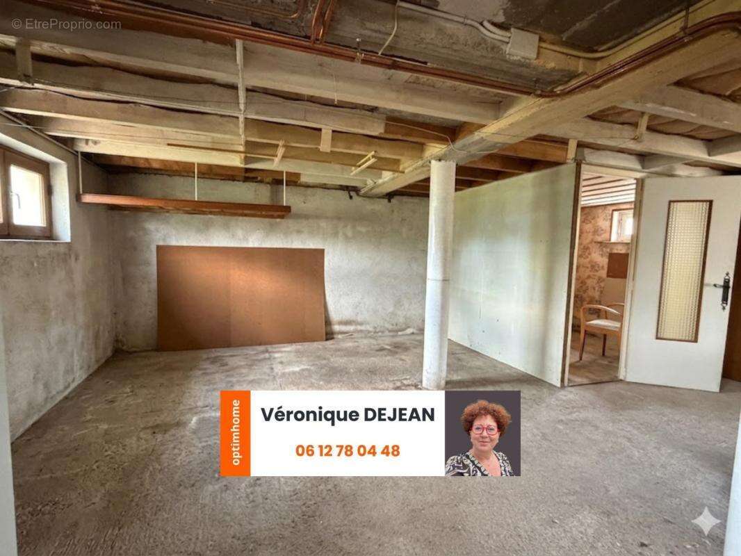  EXCLUSIVITÉ – Maison à vendre - à rénover avec grand terrain – Saint-Amant-Tallende – 205 000 € - photo 12