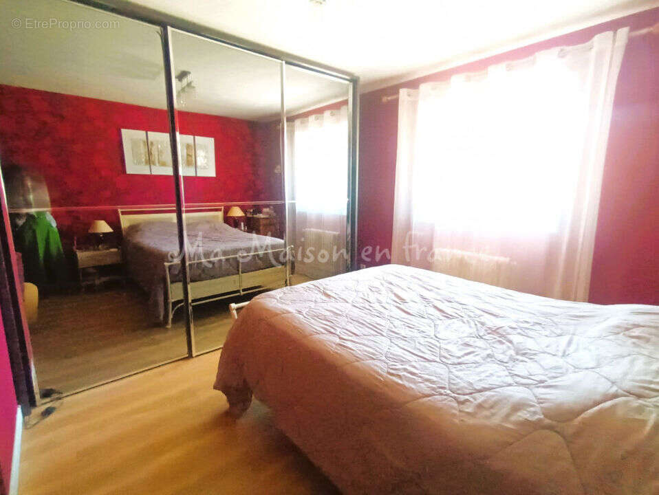 Maison à VARENNES-SUR-ALLIER