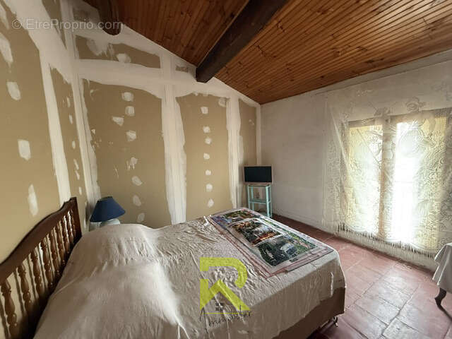 Du cachet, des cuves recyclées et un dernier étage qui n'attend que vos idées ! - photo 11