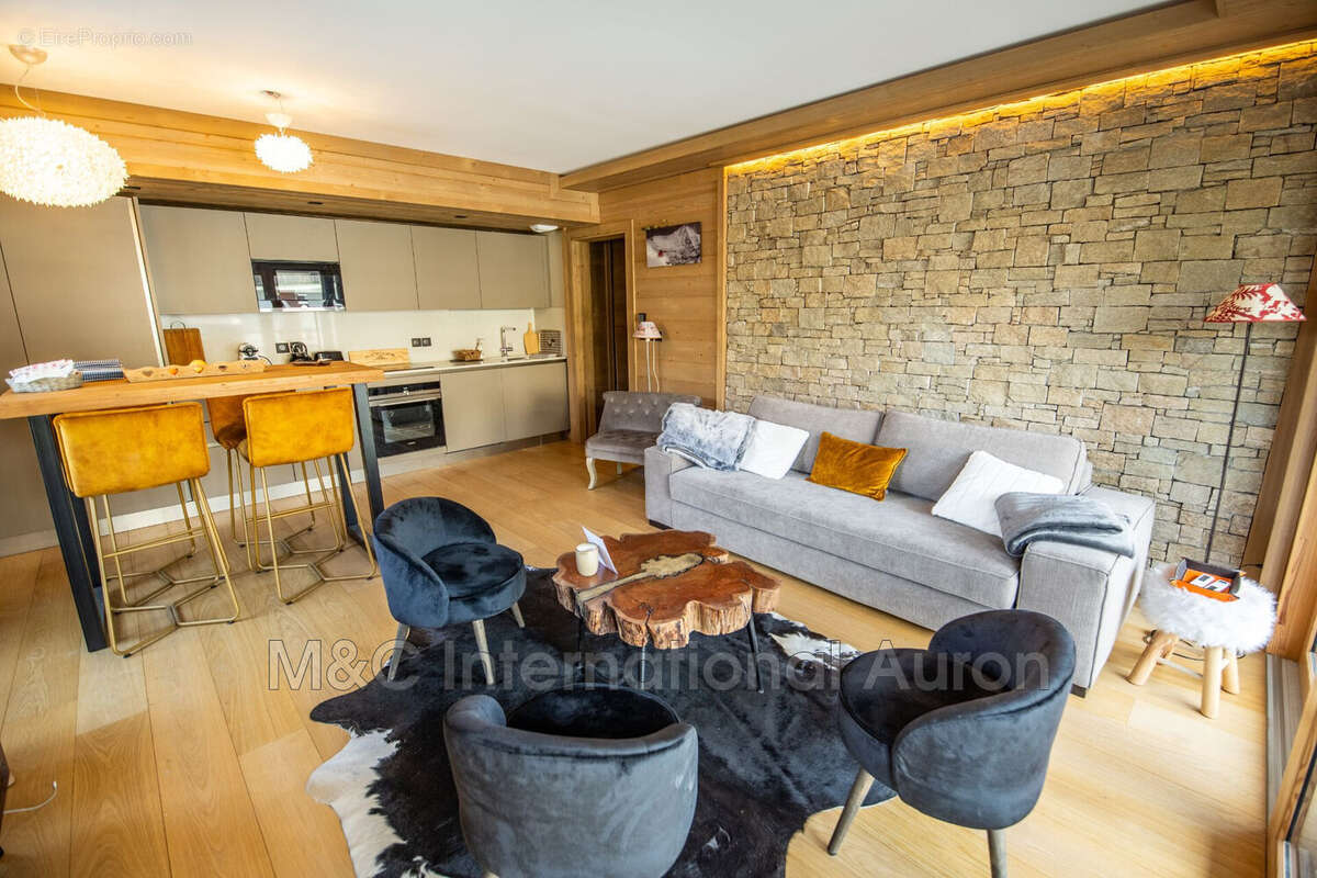 Appartement à SAINT-ETIENNE-DE-TINEE