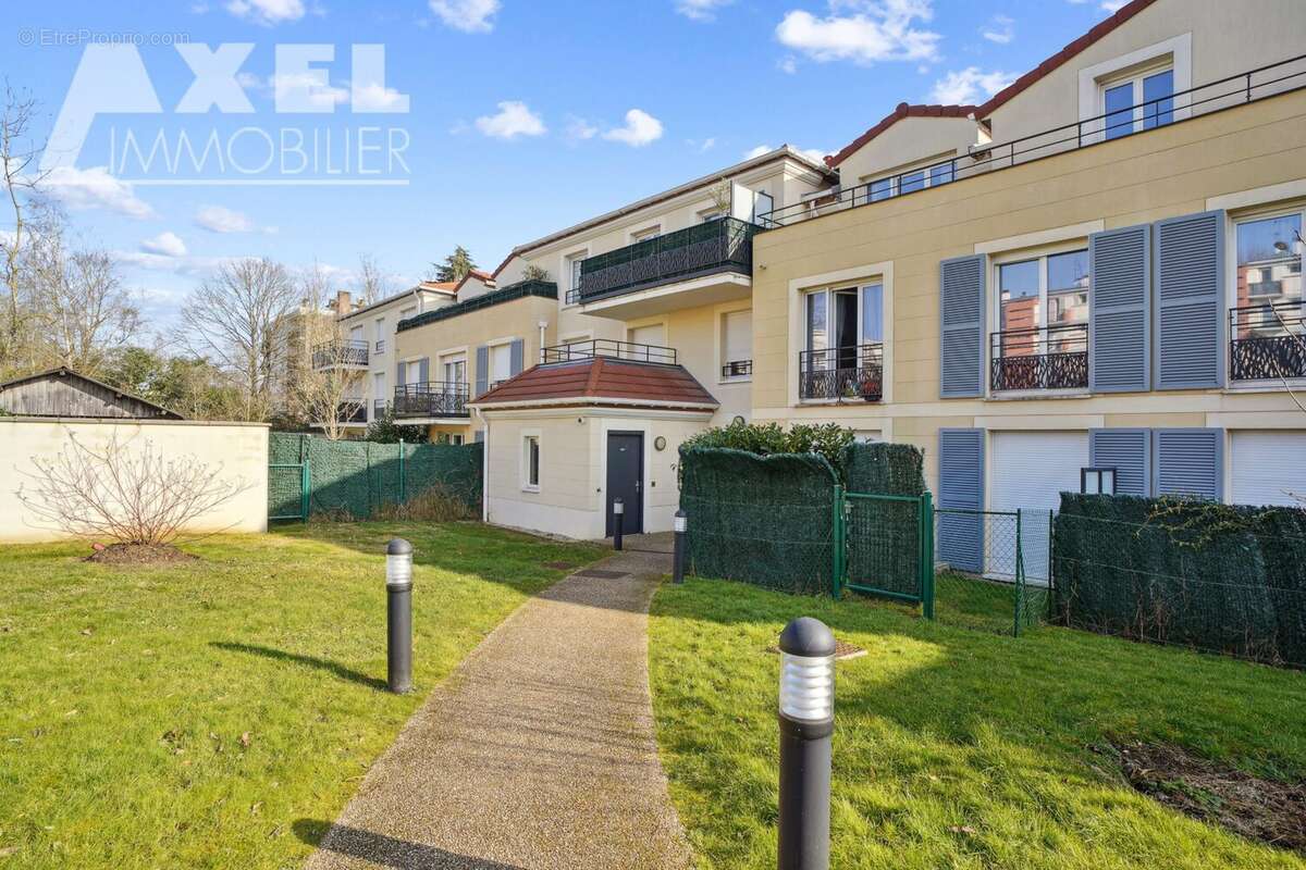 Appartement à BOIS-D'ARCY
