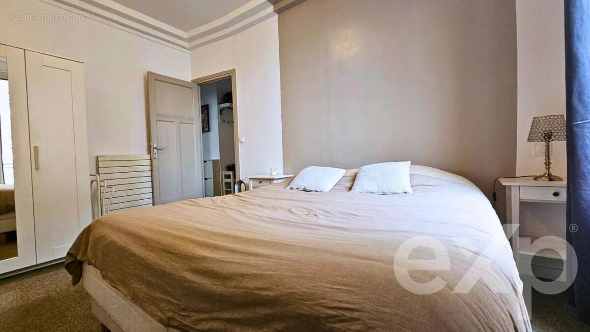 Appartement à CLICHY