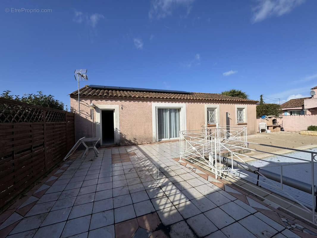Maison à COURSAN