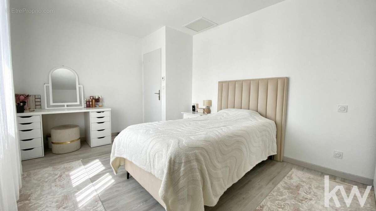 Maison à CORNEILHAN