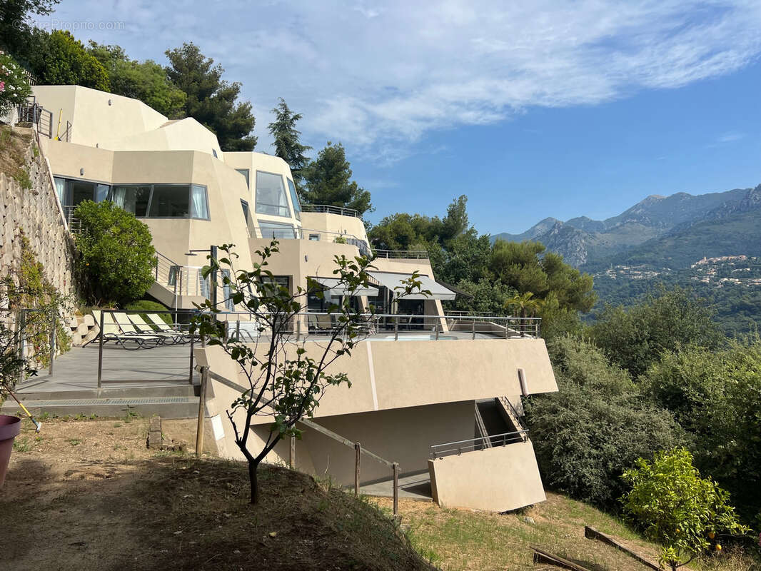 Maison à MENTON