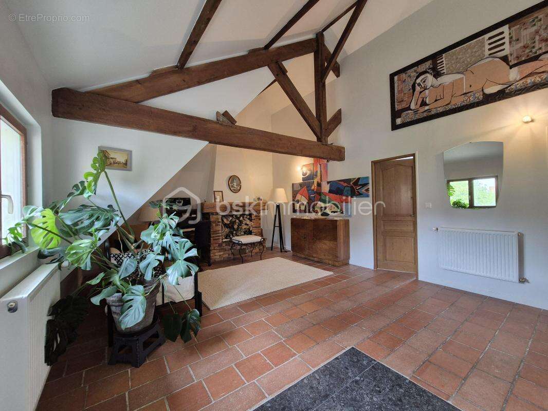 Maison à COURCOURONNES