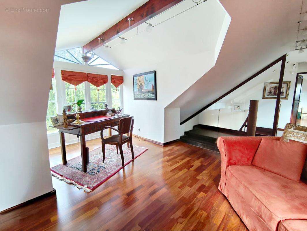 Maison à MONTMIRAIL