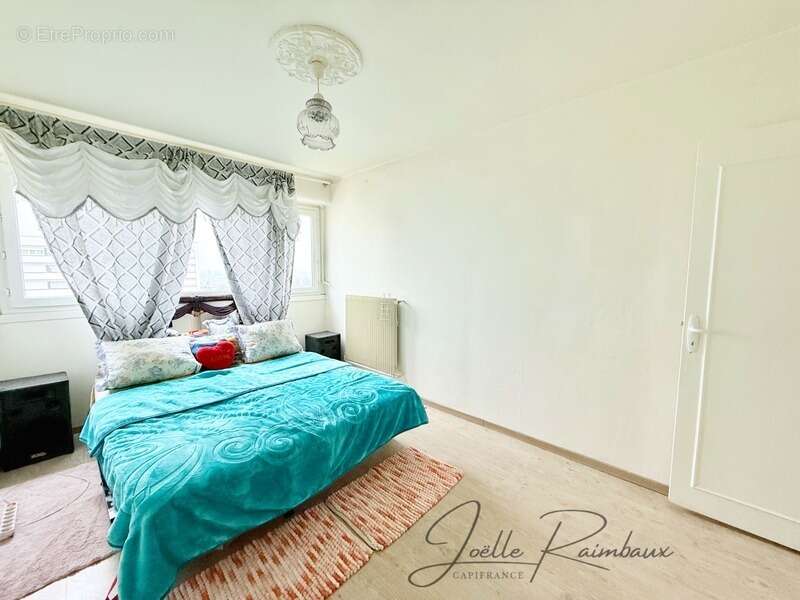 Appartement à PONTOISE