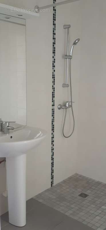 Douche à l'italienne - Appartement à REIMS