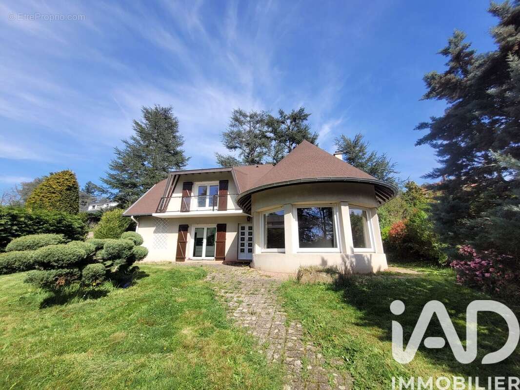 Photo 3 - Maison à SAINT-PRIEST-EN-JAREZ