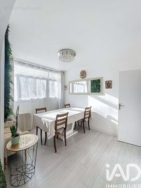 Photo 4 - Appartement à CHENNEVIERES-SUR-MARNE