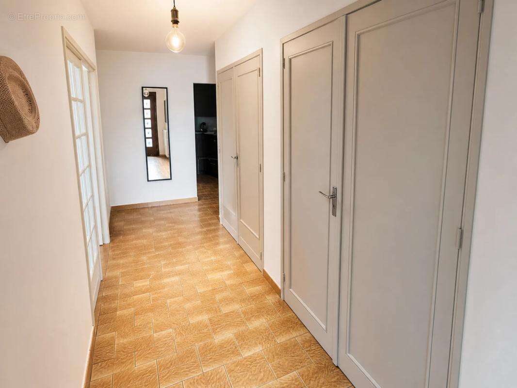 Maison de 5 pièces de 121 m² à Rezé - photo 12