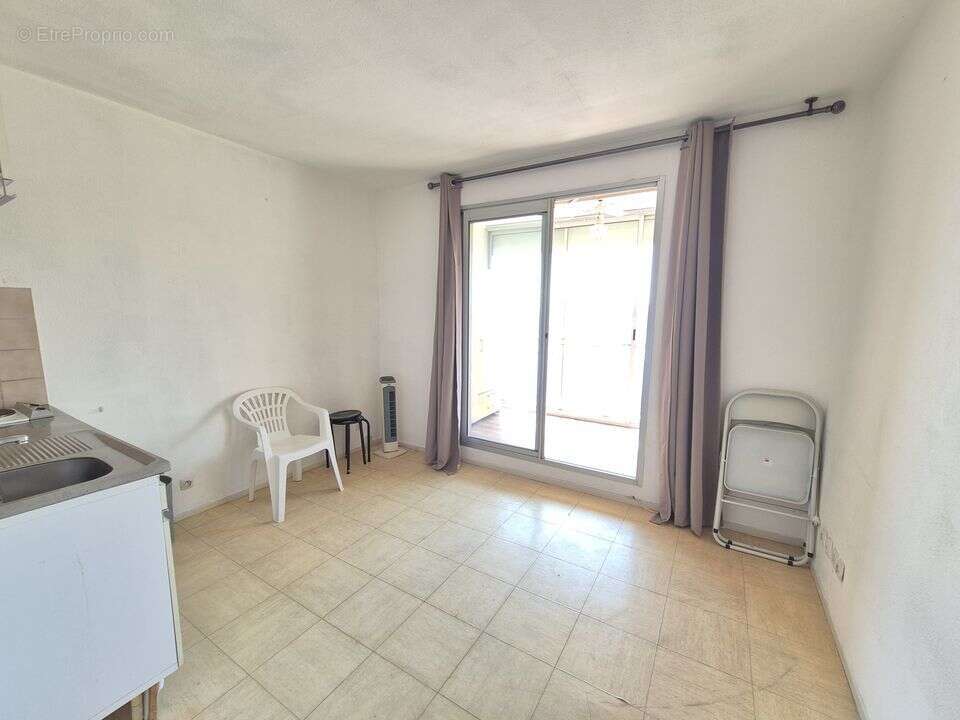 Studio 21 m² + 6m² deTerrasse avec vue mer à La Ciotat - photo 3