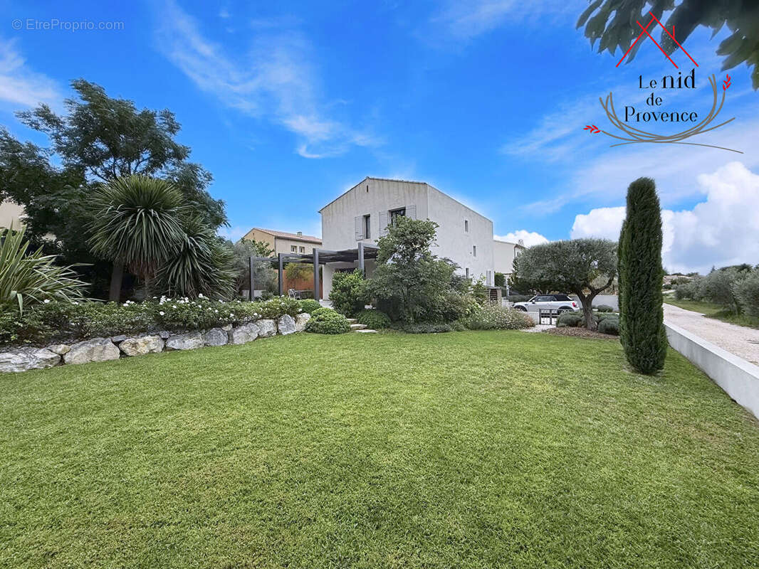 Rare belle villa proche commodites a saint didier - photo 5