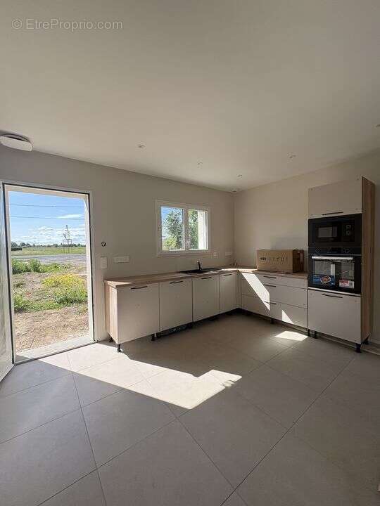maison neuve, T4, plein-pied, garage, Mareau-aux-près - Maison à MAREAU-AUX-PRES