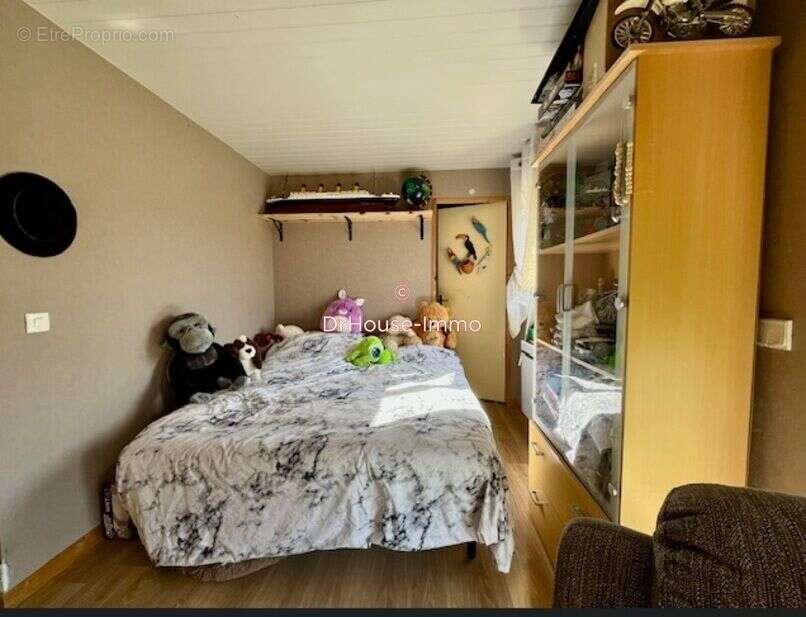 Maison à TALMONTIERS