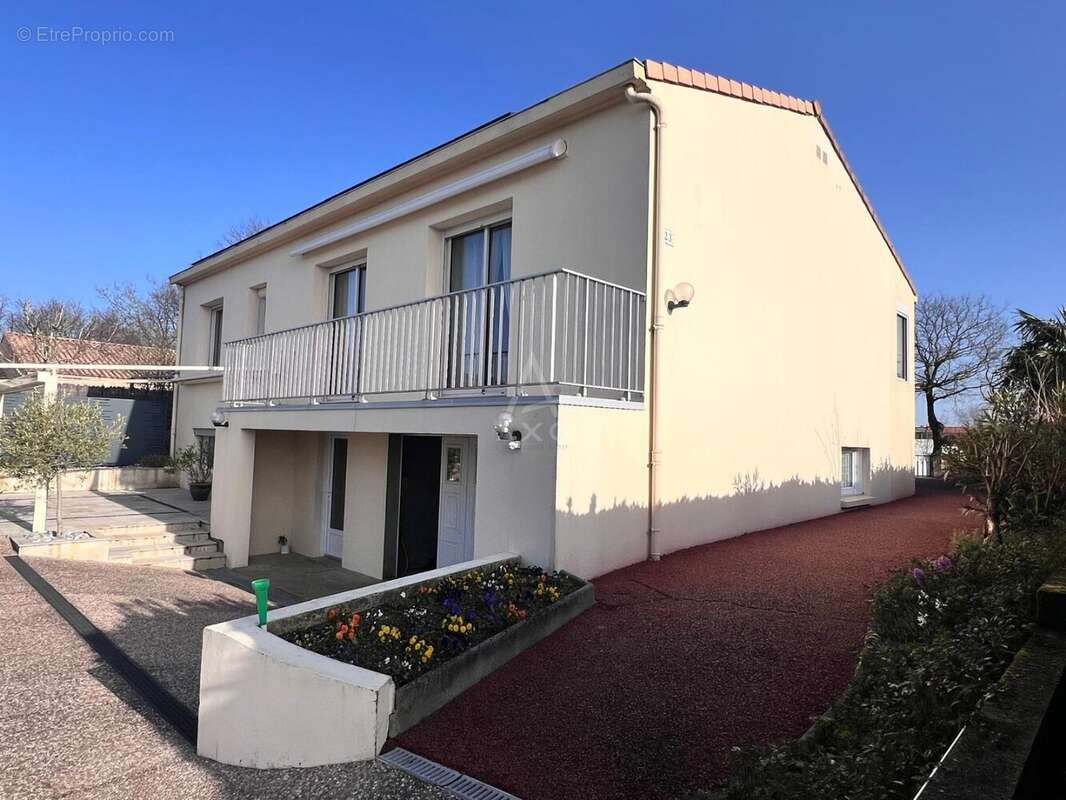 Maison à LA BRUFFIERE