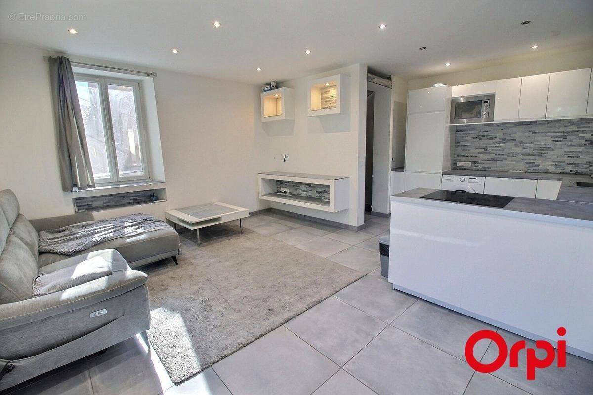 Appartement à MARSEILLE-12E