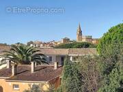 Photo 1 - Appartement à FREJUS