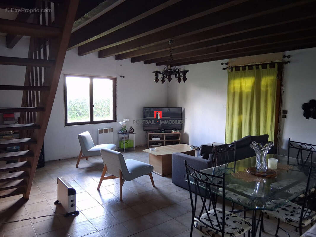 Maison à SAINT-AUBIN-DE-BLAYE