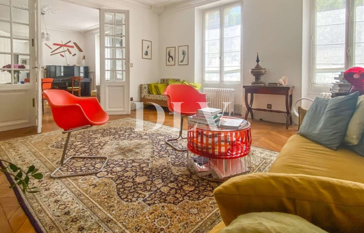 Appartement à FONTAINEBLEAU