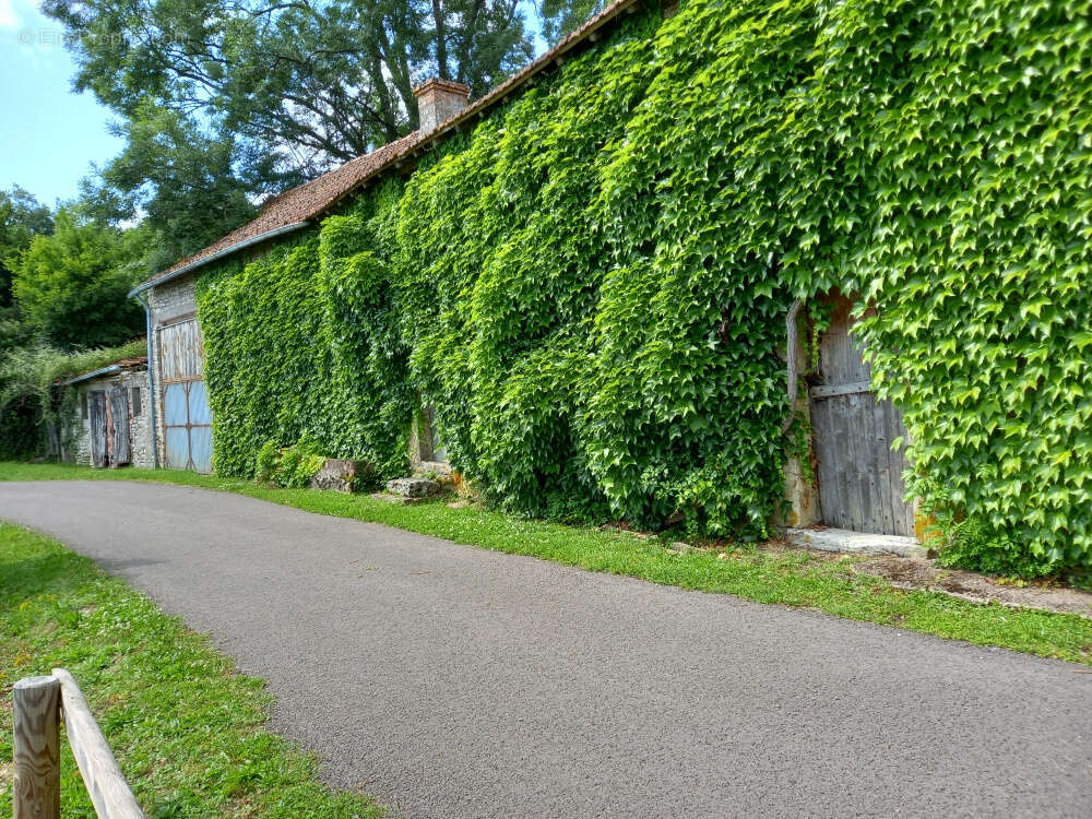 Maison à SUSSEY