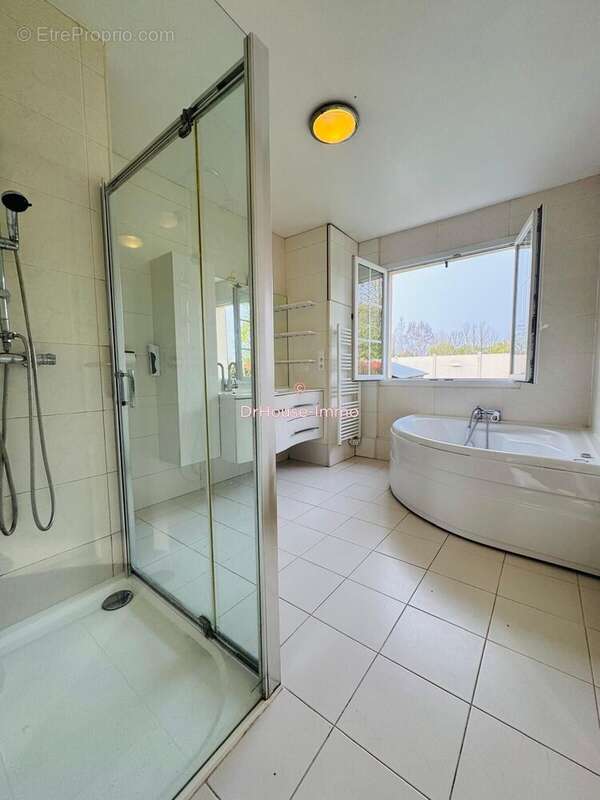 Maison à SAINT-MARTIN-EN-CAMPAGNE