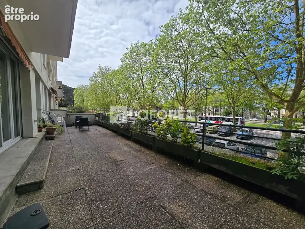 Bayonne centre - un appartement familial aux volumes rares avec grande terrasse - photo 8
