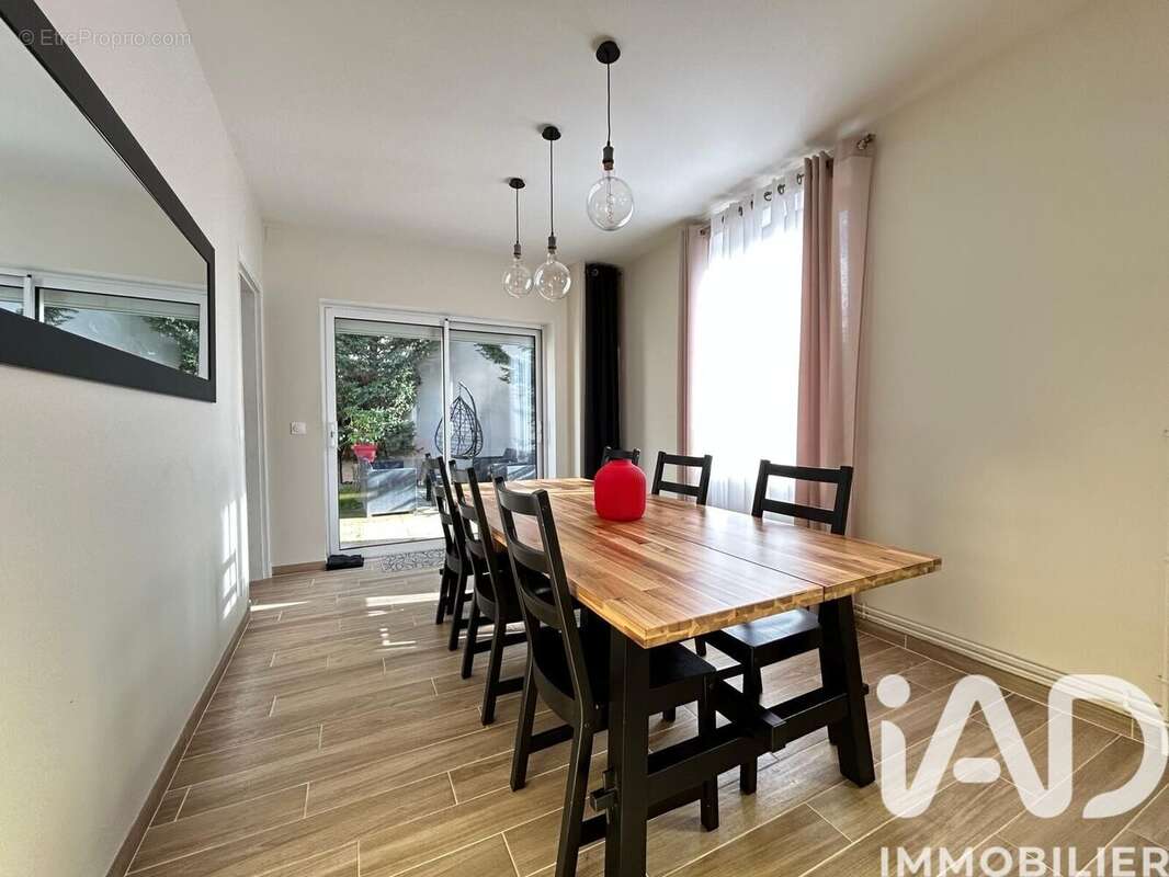 Photo 6 - Maison à MALESHERBES