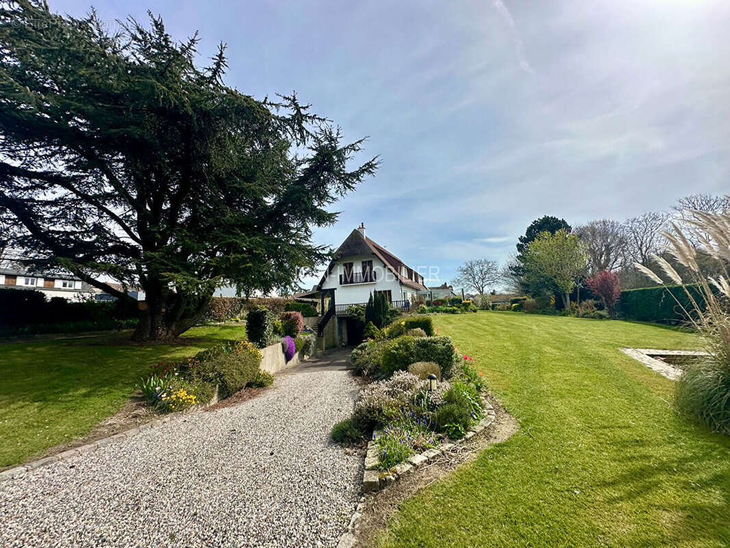 Maison avec piscine Hauteurs de Dieppe 245 m² - photo 17