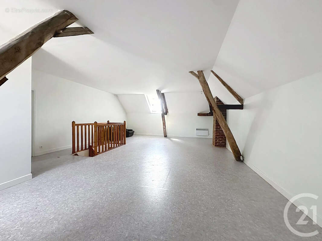Maison 167 m² à Montigny-Les-Monts  - photo 8