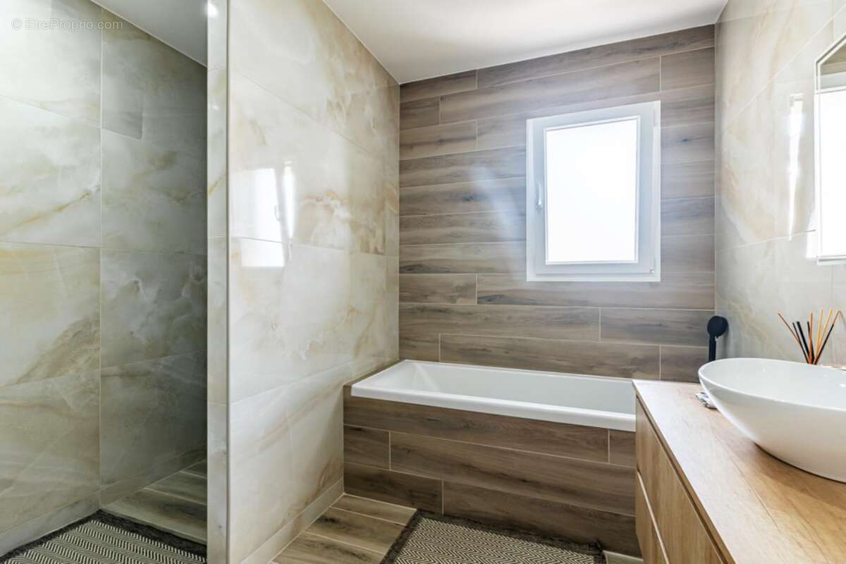 Maison à VAROIS-ET-CHAIGNOT