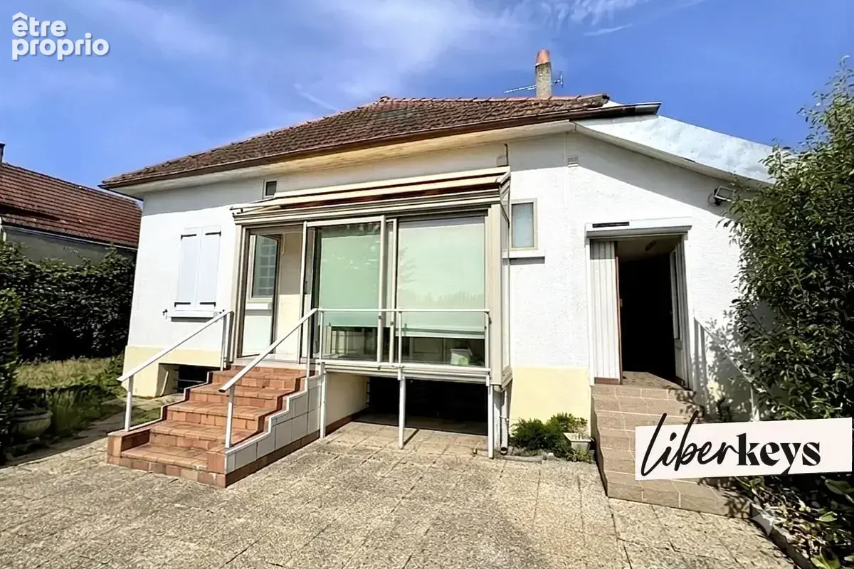 Maison de 114m2- 6 pièces - Terrain 1801 m2 - Chatellerault Nord - photo 3