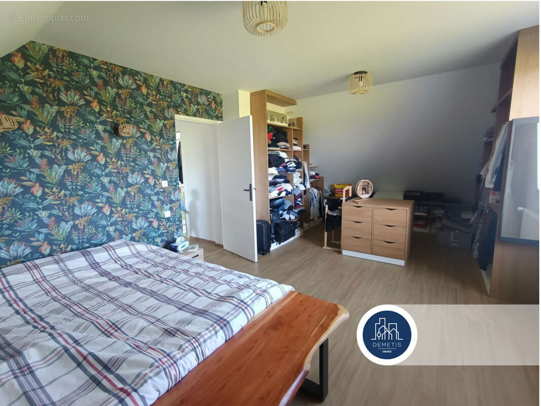 Maison à SARGE-LES-LE-MANS